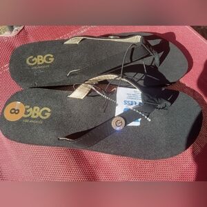 Womens Size 8 GBG Los Angeles Black & Gold Flip Flops